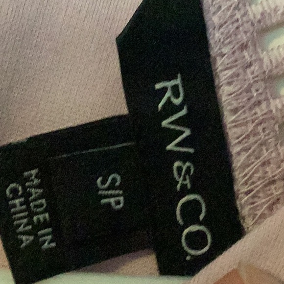 Blouse - Picture 3 of 3